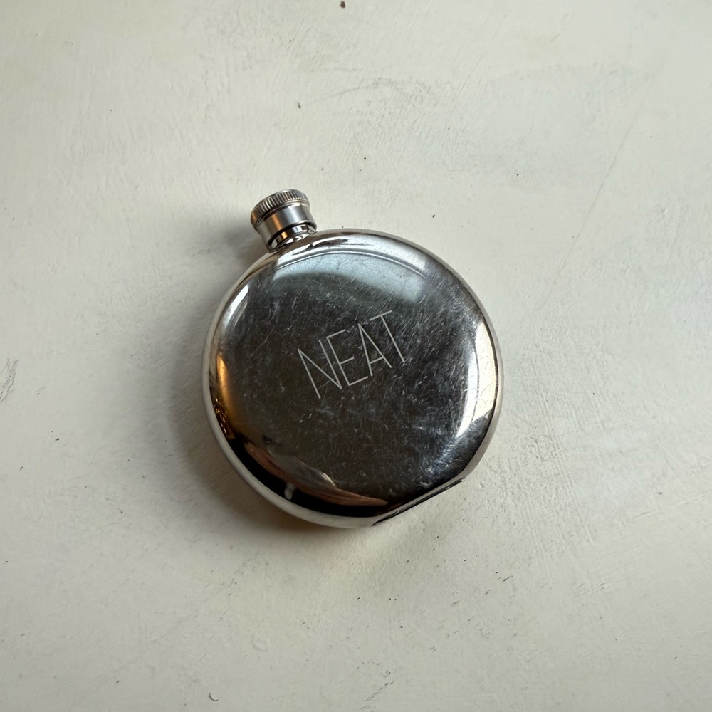 Izola 5oz modern round flask